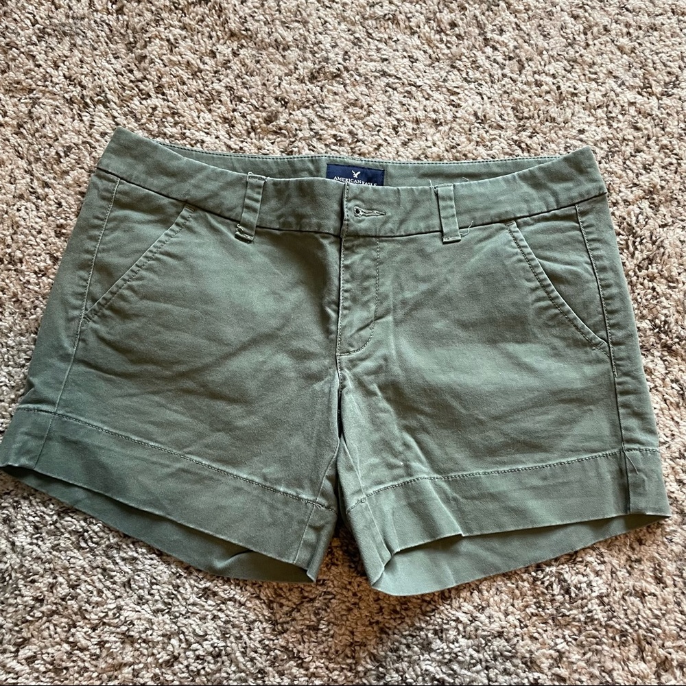 Midi stretch jean shorts size 6